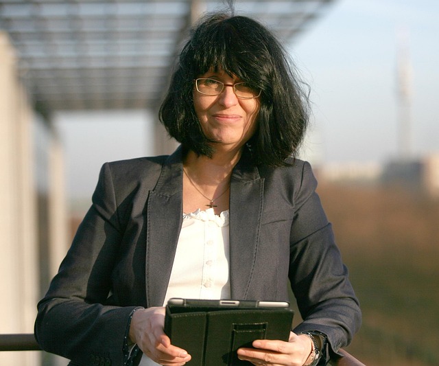 Sarah Lemieux CEO and founder of Insightoryx AI marketing analytics